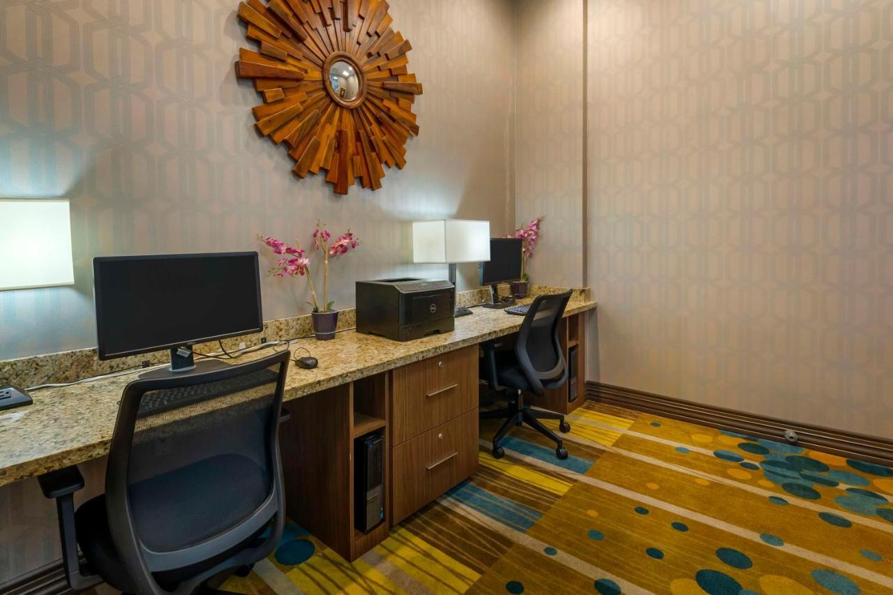 Country Walk Best Western Plus Miami Executive Airport Hotel And Suites מראה חיצוני תמונה