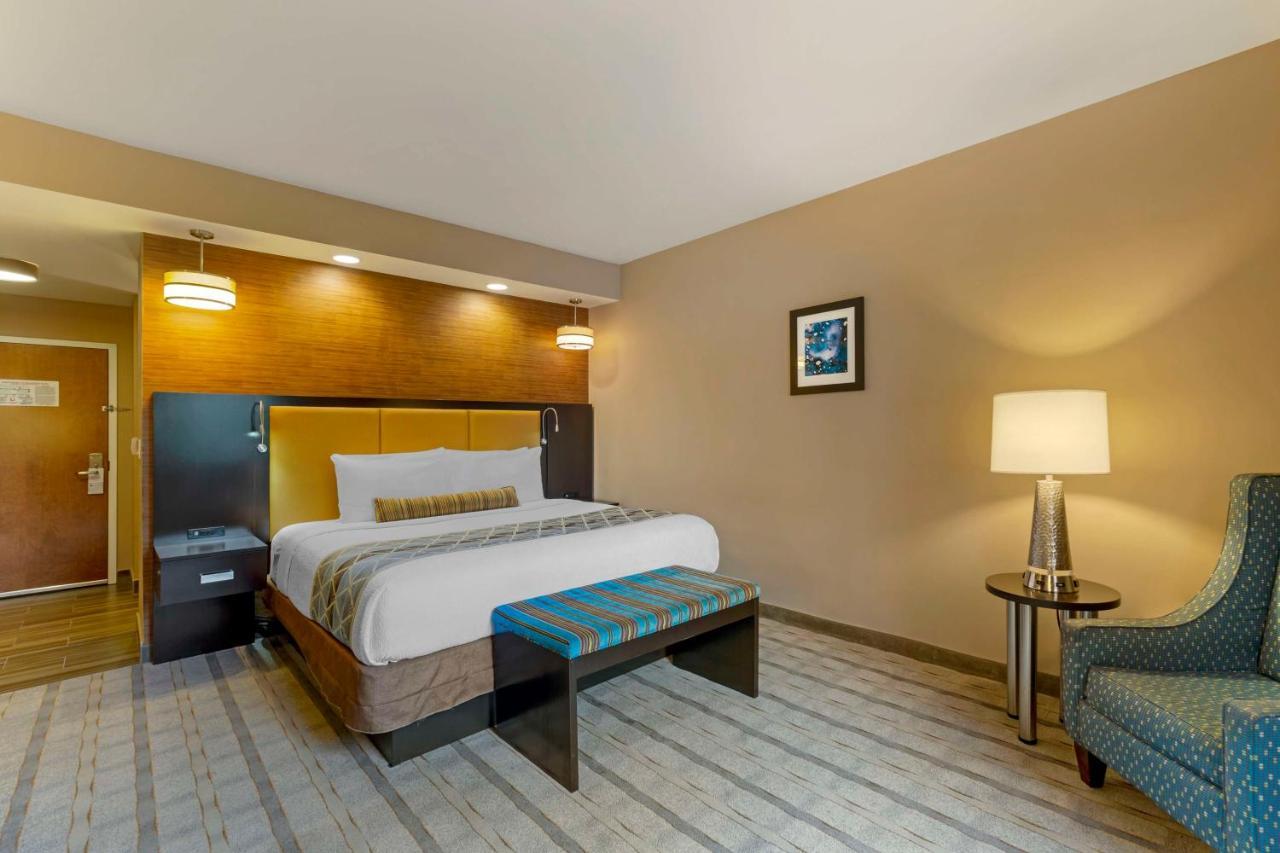 Country Walk Best Western Plus Miami Executive Airport Hotel And Suites מראה חיצוני תמונה