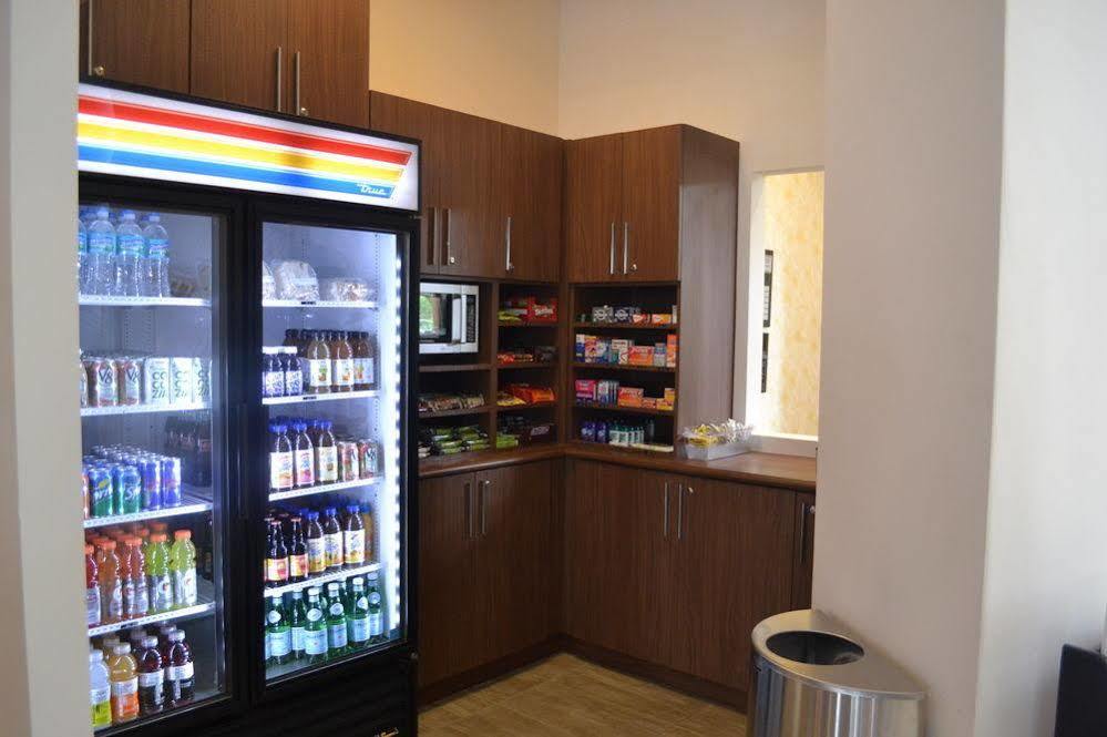 Country Walk Best Western Plus Miami Executive Airport Hotel And Suites מראה חיצוני תמונה